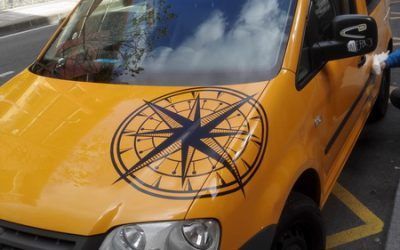 Vinilo Rosa de los vientos para coches furgonetas o autocaravanas en Bilbao