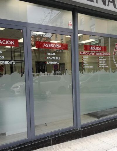 Decoración con vinilo en comercio