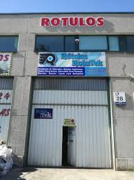 fachada Rotutek Rotulos rotulacion de vehiculos fachada Rotutek Rotulos rotulacion de vehiculos